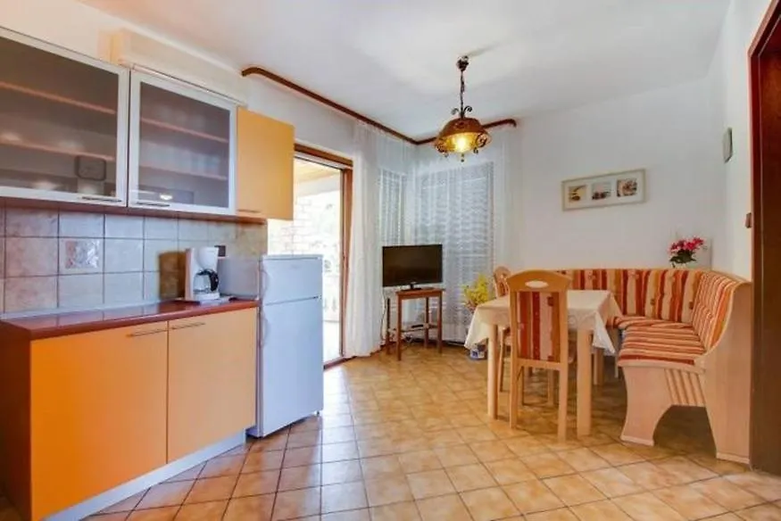 Apartments In Mali Losinj 14848